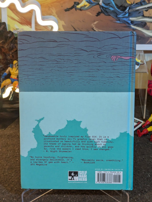 SAND CASTLE GRAPHIC NOVEL (USED)