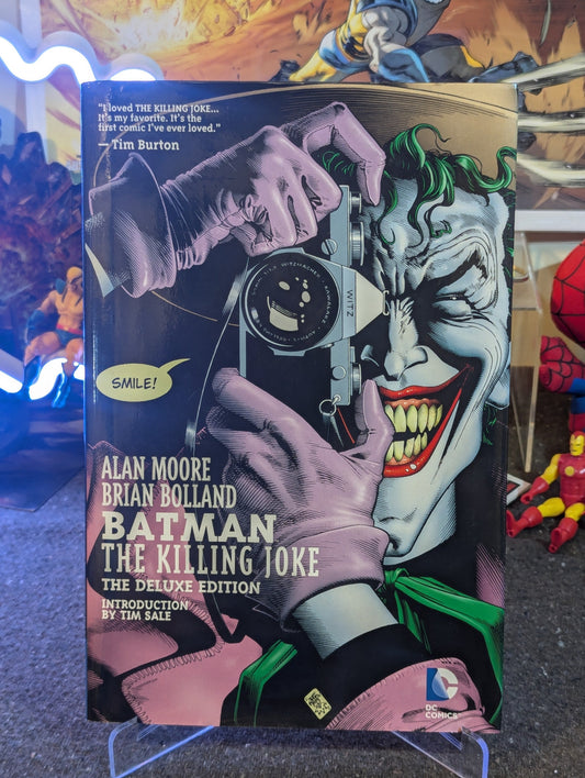 BATMAN THE KILLING JOKE DELUX EDITION GRAPHIC NOVEL (USED)