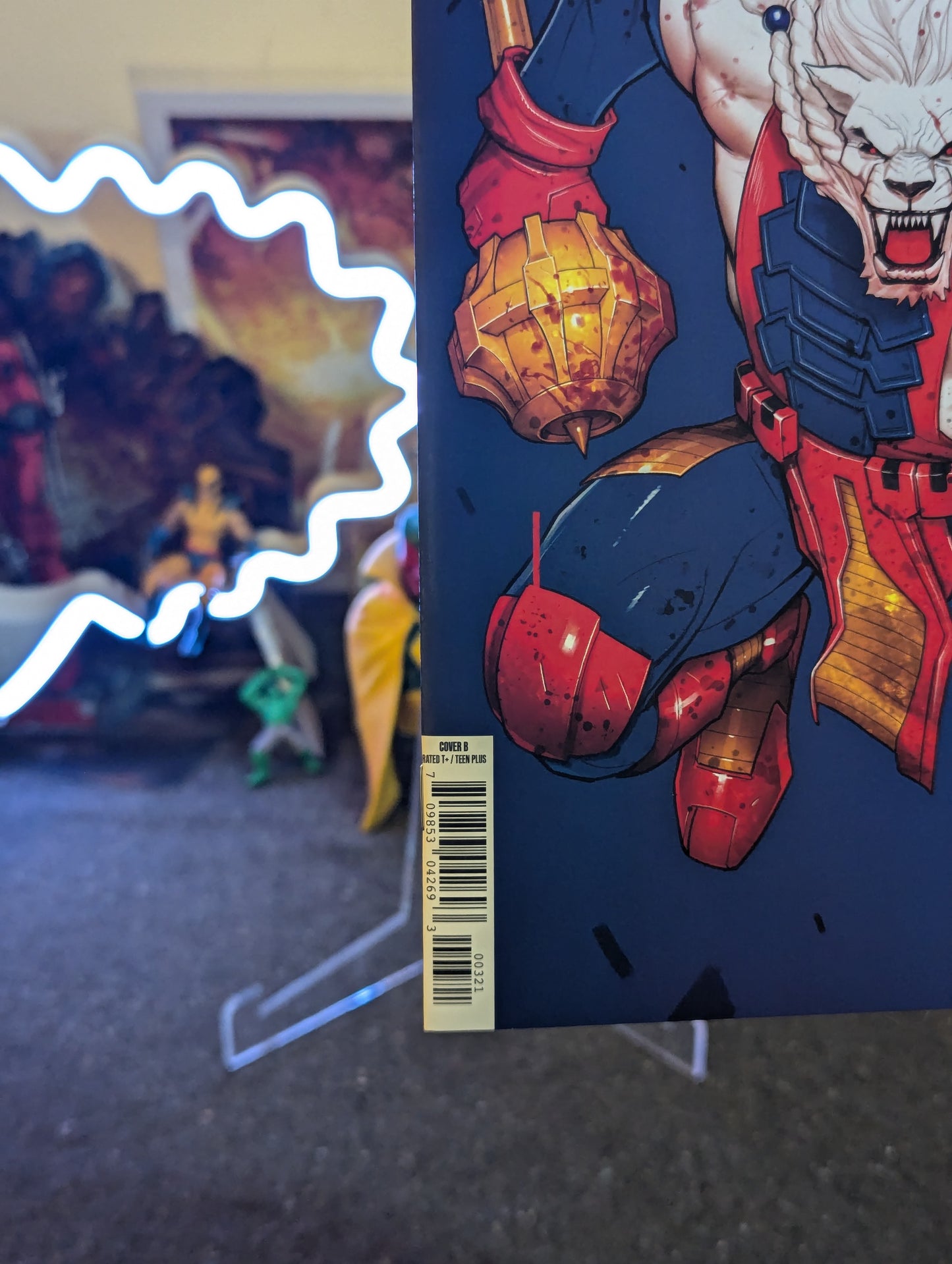 INVINCIBLE UNIVERSE : BATTLE BEAST #3 VARIANT COVER
