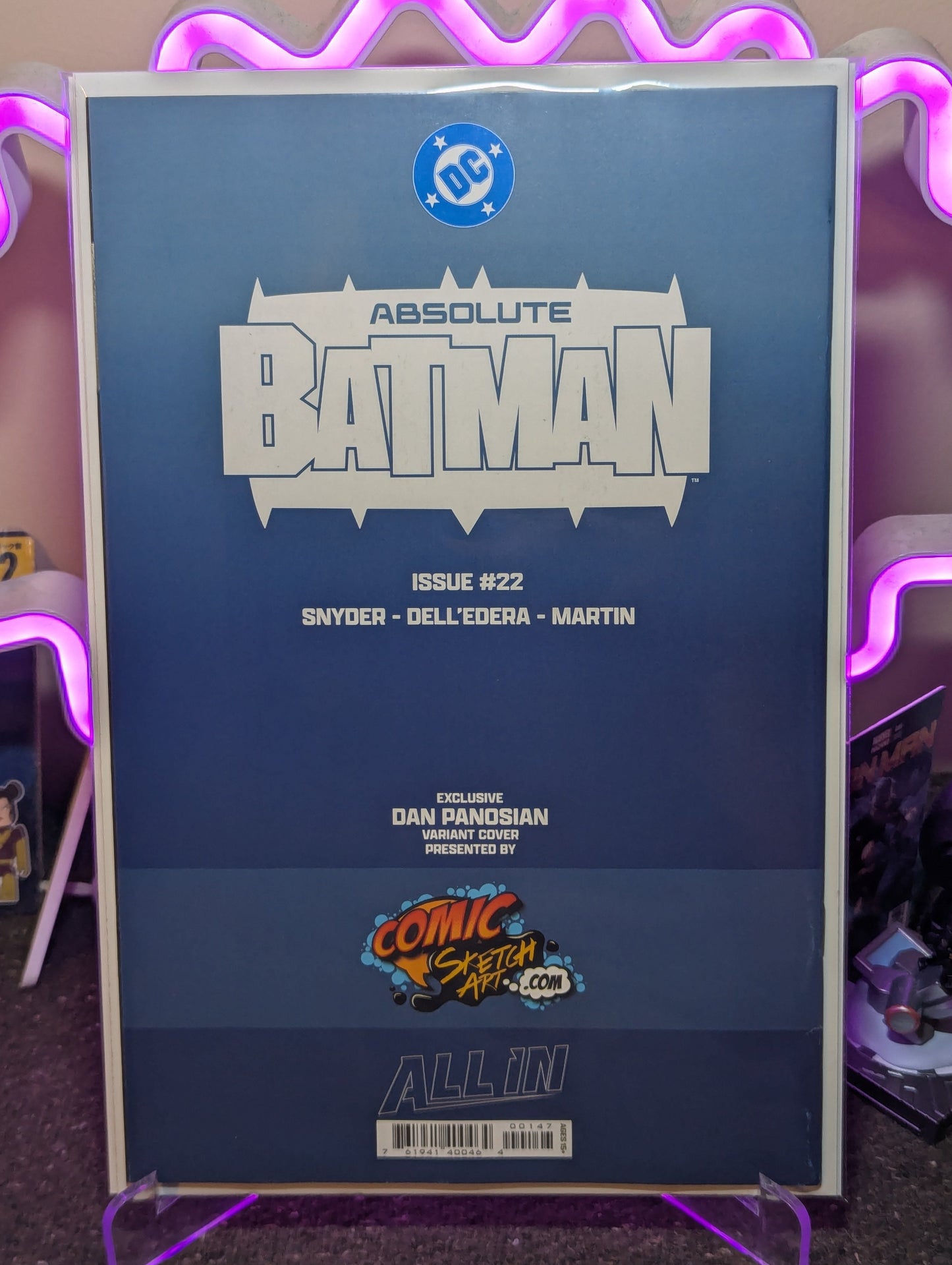 ABSOLUTE BATMAN #22 DAN PANOSIAN COVER (SIGNED BY SCOTT SNYDER)