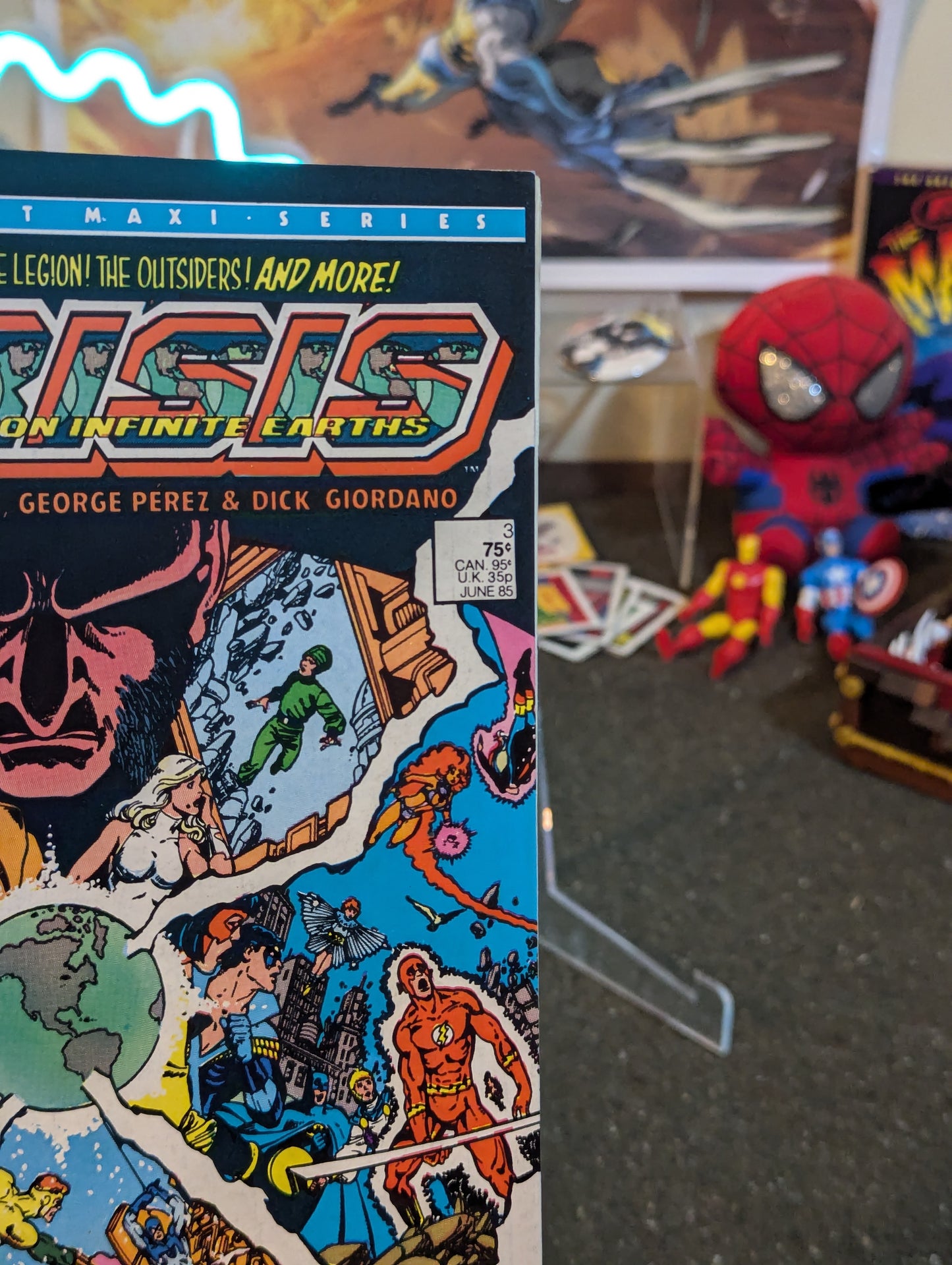 CRISIS ON INFINIT EARTH #3 (1985) KEY ISSUE