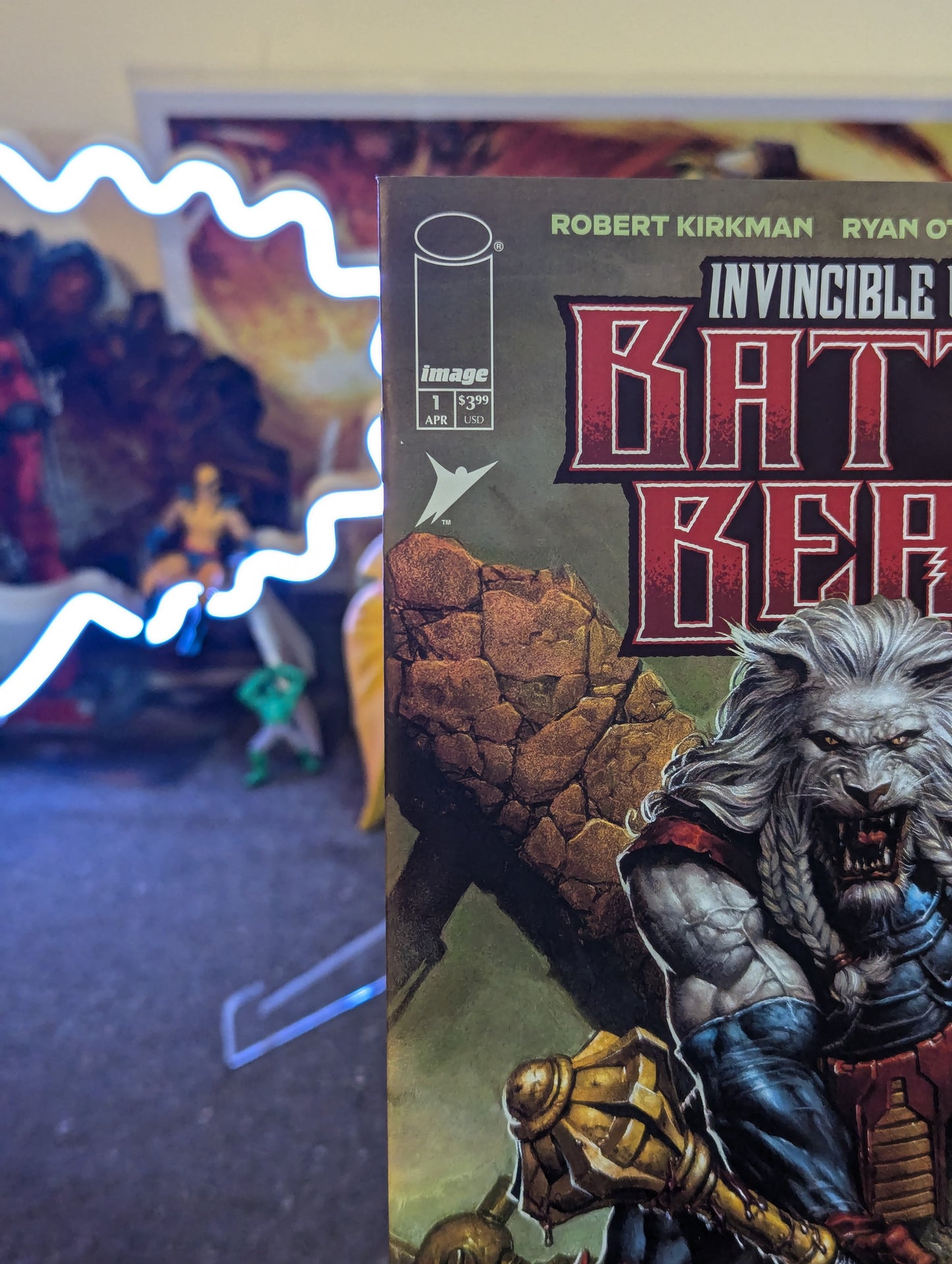 INVINCIBLE UNIVERSE : BATTLE BEAST #1 (2025) KEY ISSUE VARIANT COVER