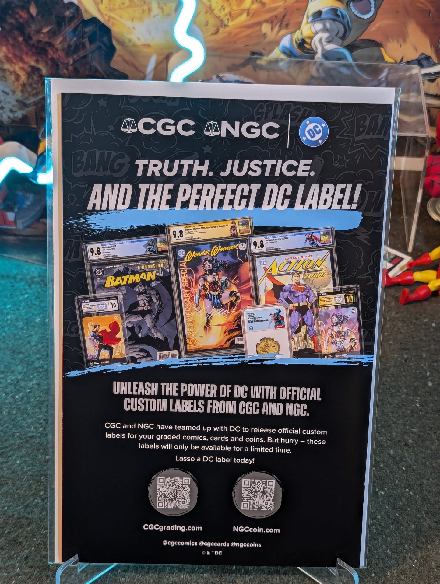 GOTHAM CITY SIRENS : UNFIT FOR ORBIT #1-5 CONNECTING VARIANT COVER SET