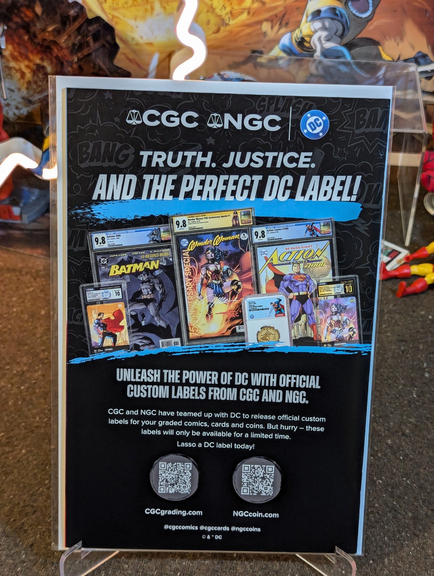 GOTHAM CITY SIRENS : UNFIT FOR ORBIT #1-5 CONNECTING VARIANT COVER SET