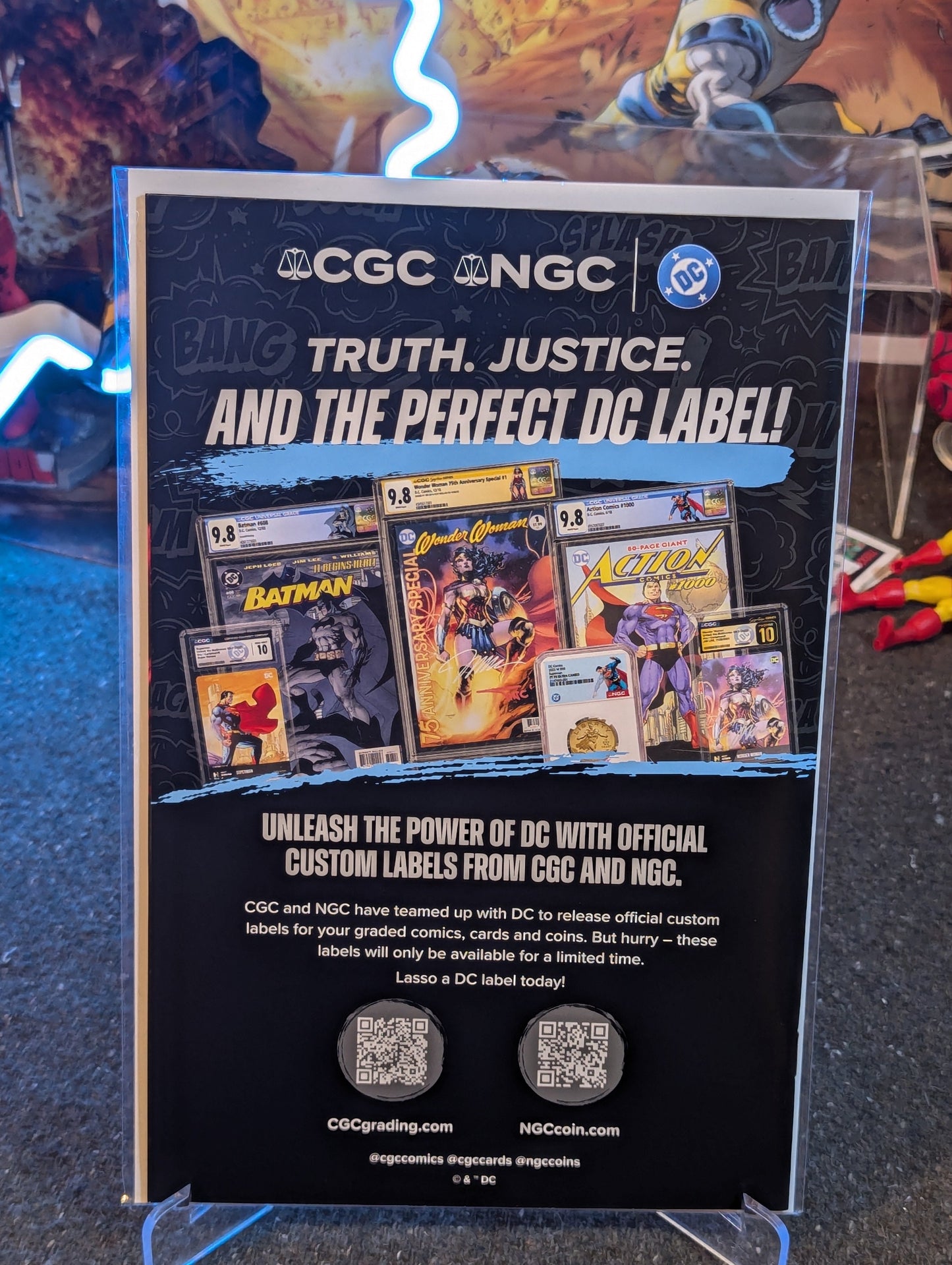 GOTHAM CITY SIRENS : UNFIT FOR ORBIT #1-5 CONNECTING VARIANT COVER SET