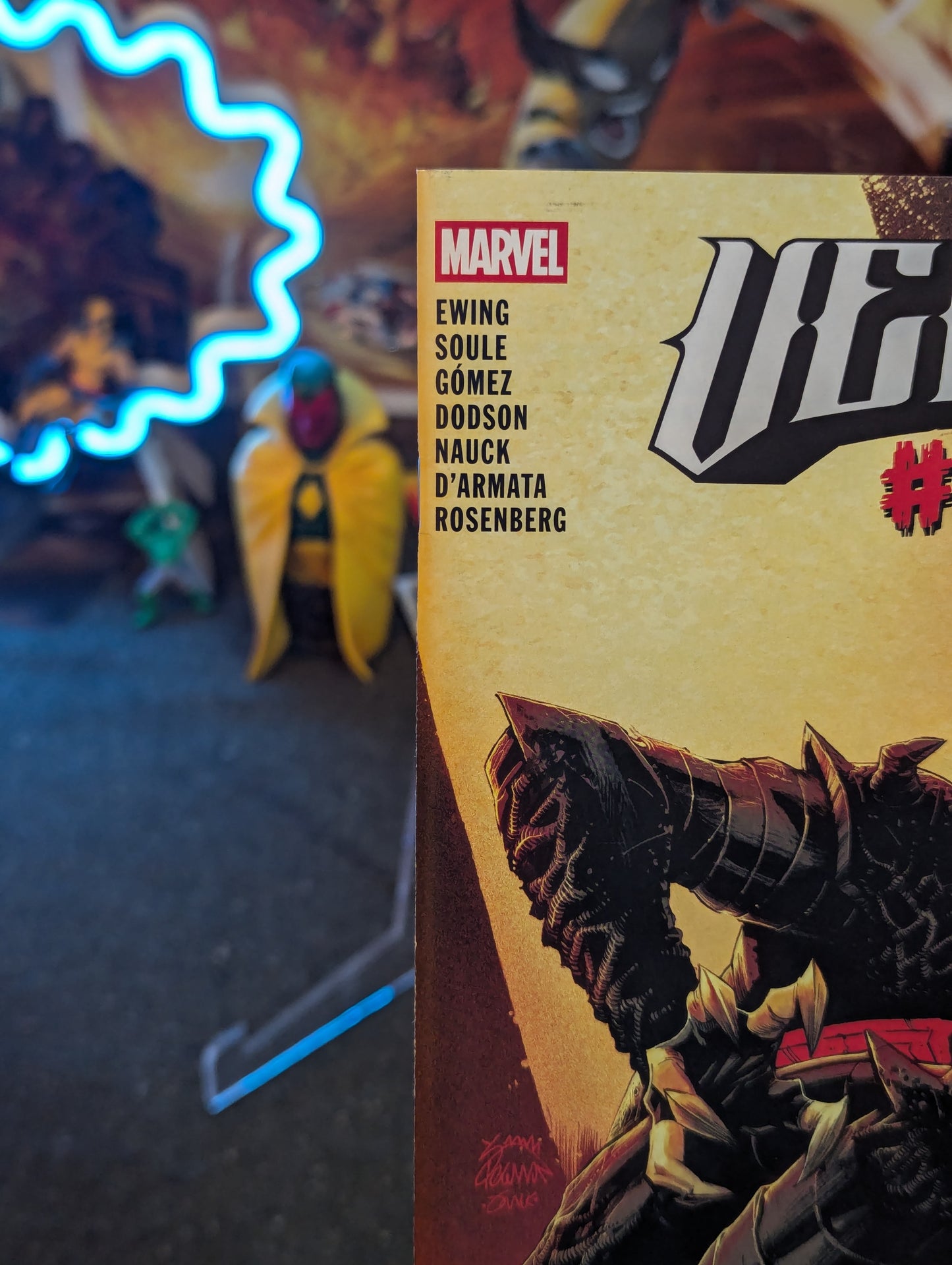 VENOM #250 (2025) KEY ISSUE